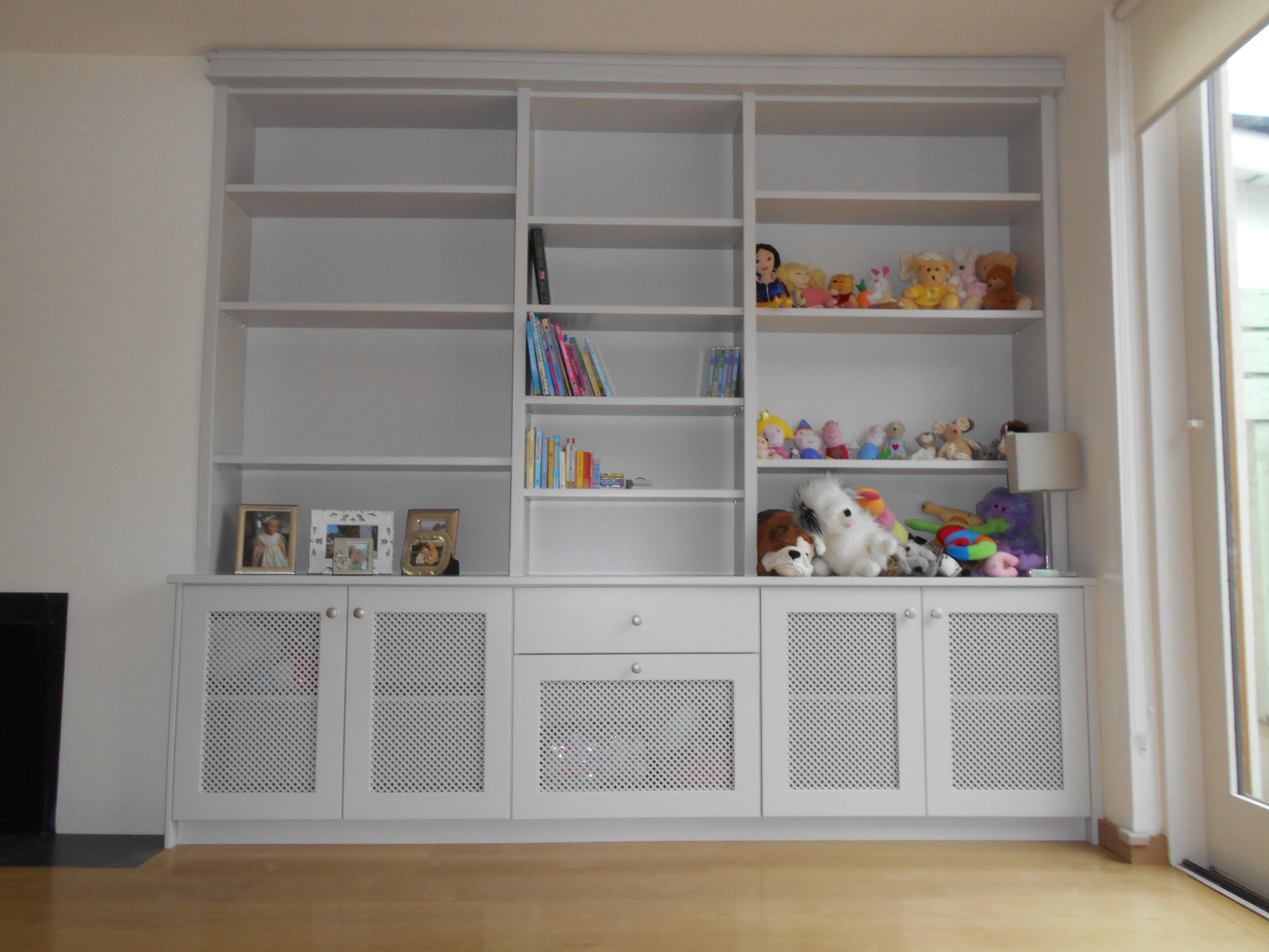 White Alcove Units Set Maker Dublin