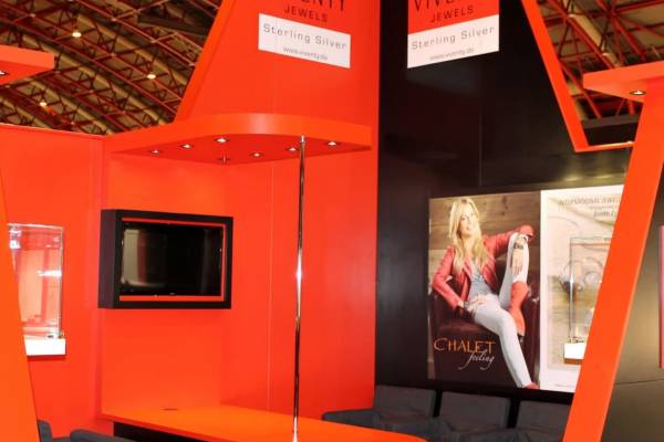 alcove shelving trade show furniture