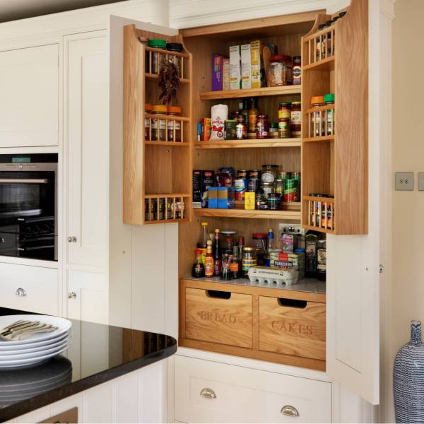 Pantry Units | Bespoke Kitchen Units & Pantry Cabinets