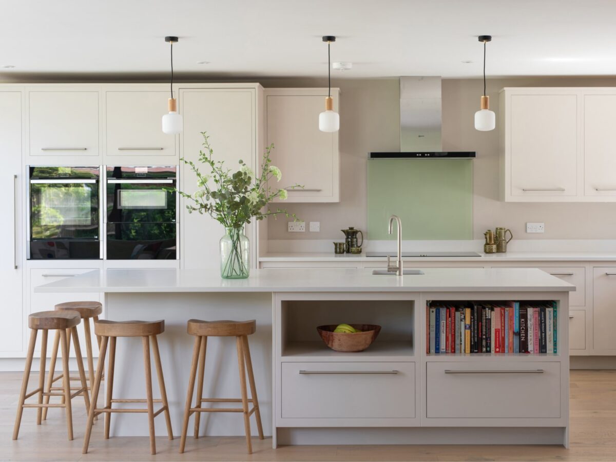 traditional bespoke kitchen
