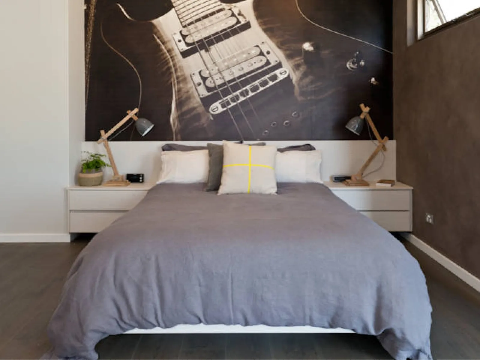 floating bed